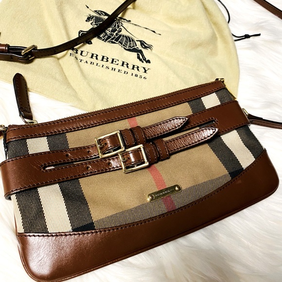 😍Burberry Crossbody with price Tag - Picture 3 of 15